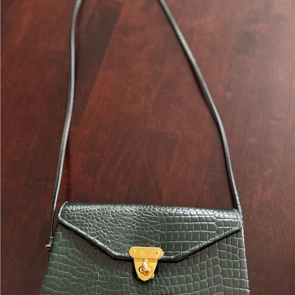 Elegant Green Crocodile-Embossed Women's Bag - Picture 3 of 8